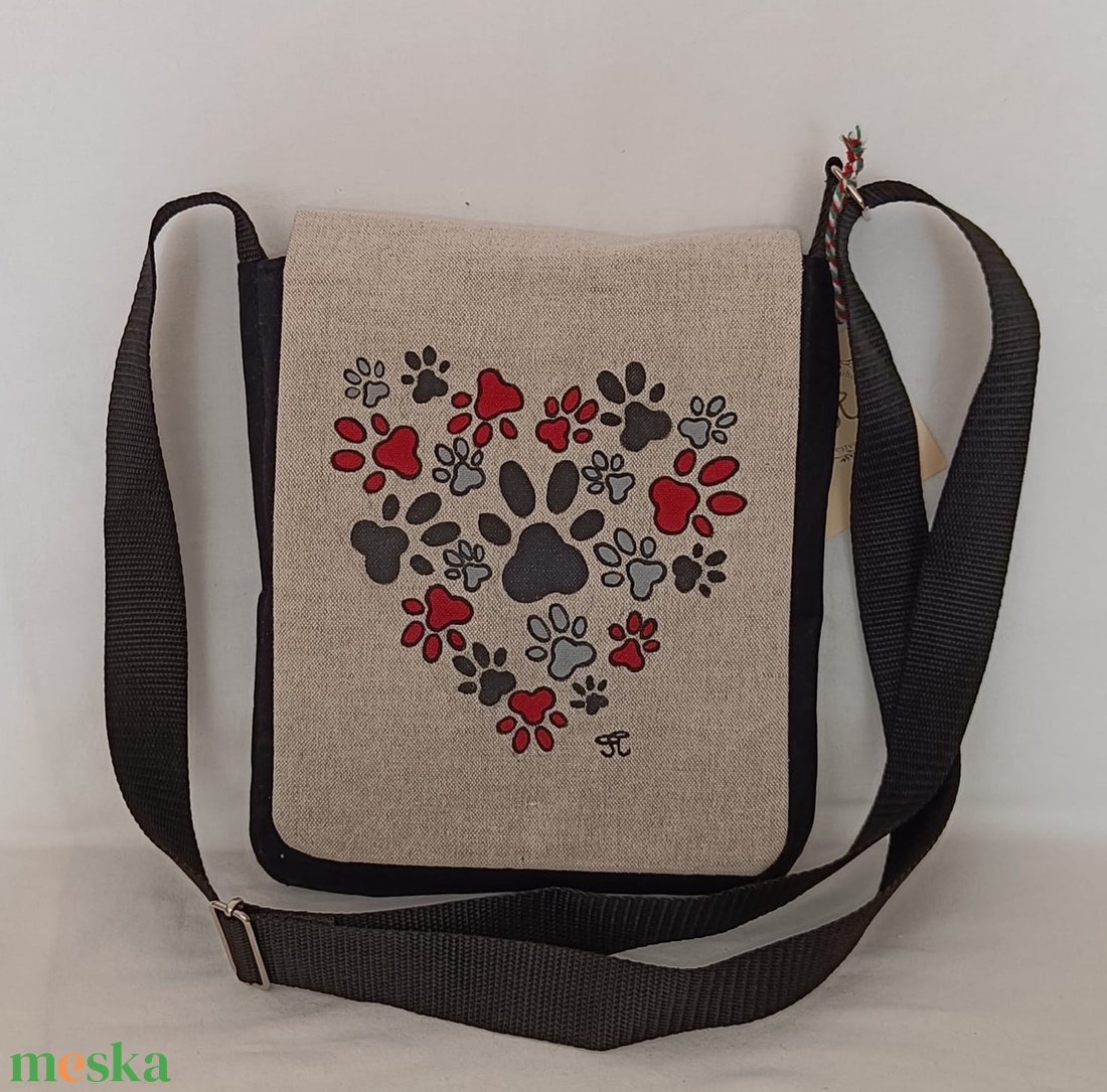 Kézzel festett Tappancs mintás tarisznya - táska & tok - kézitáska & válltáska - vállon átvethető táska - Meska.hu