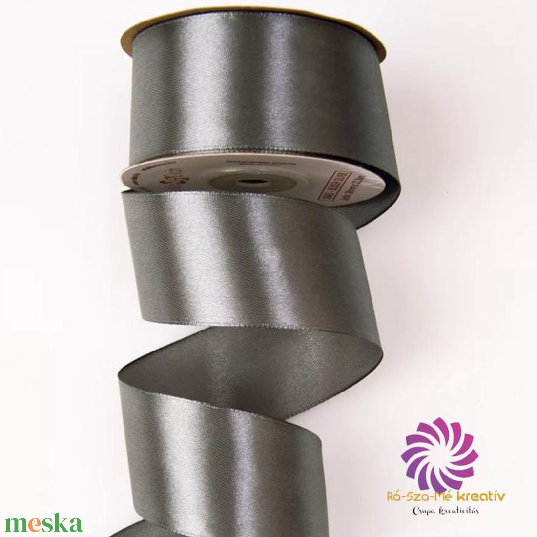 Szatén szalag 38mmx22,86m - kékes ezüst - kellékek & szerszámok - rövidáru - szalag, pánt - Meska.hu Szatén szalag 38mmx22,86m - kékes ezüst - kellékek & szerszámok - rövidáru - szalag, pánt - Meska.hu