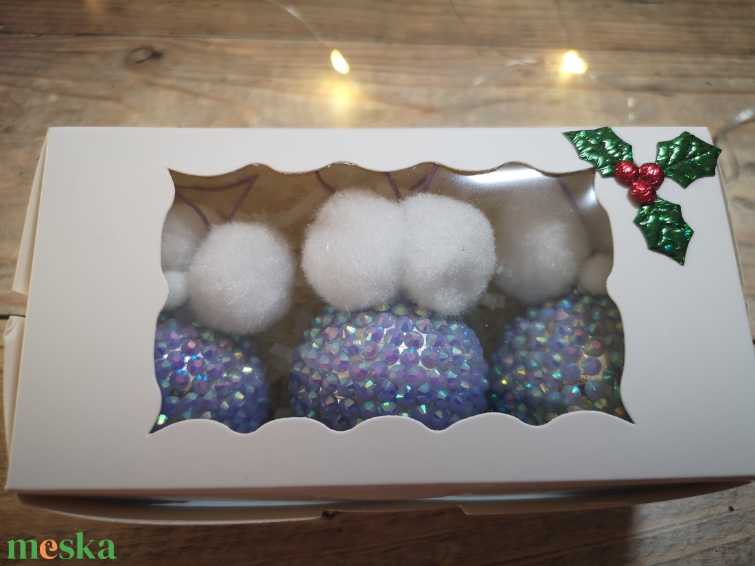 világoskék karácsonyi gömb - karácsony - karácsonyi lakásdekoráció - karácsonyfadíszek - Meska.hu