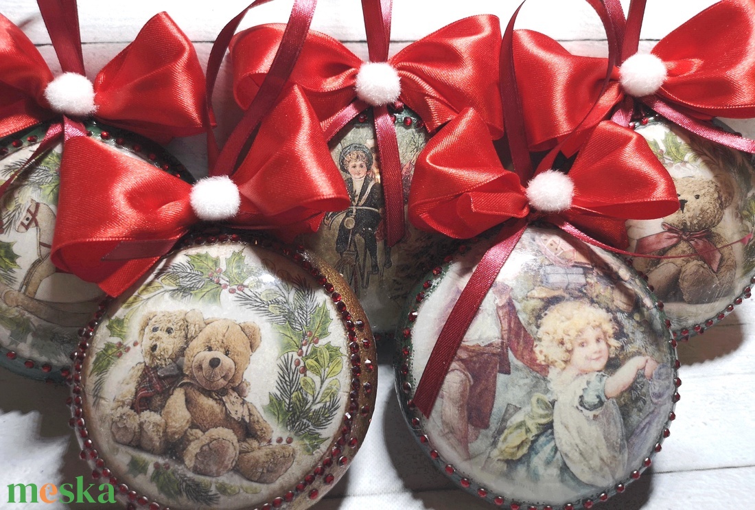 Karácsonyi medalion - karácsony - karácsonyi lakásdekoráció - karácsonyfadíszek - Meska.hu