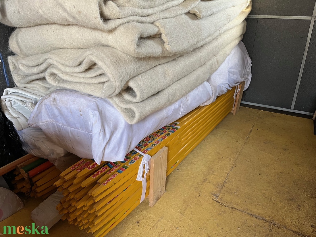 Új szigetelt eredeti Mongol Jurta 6 méter - otthon & életmód - ház & kert - kerti ház és szaletli - Meska.hu