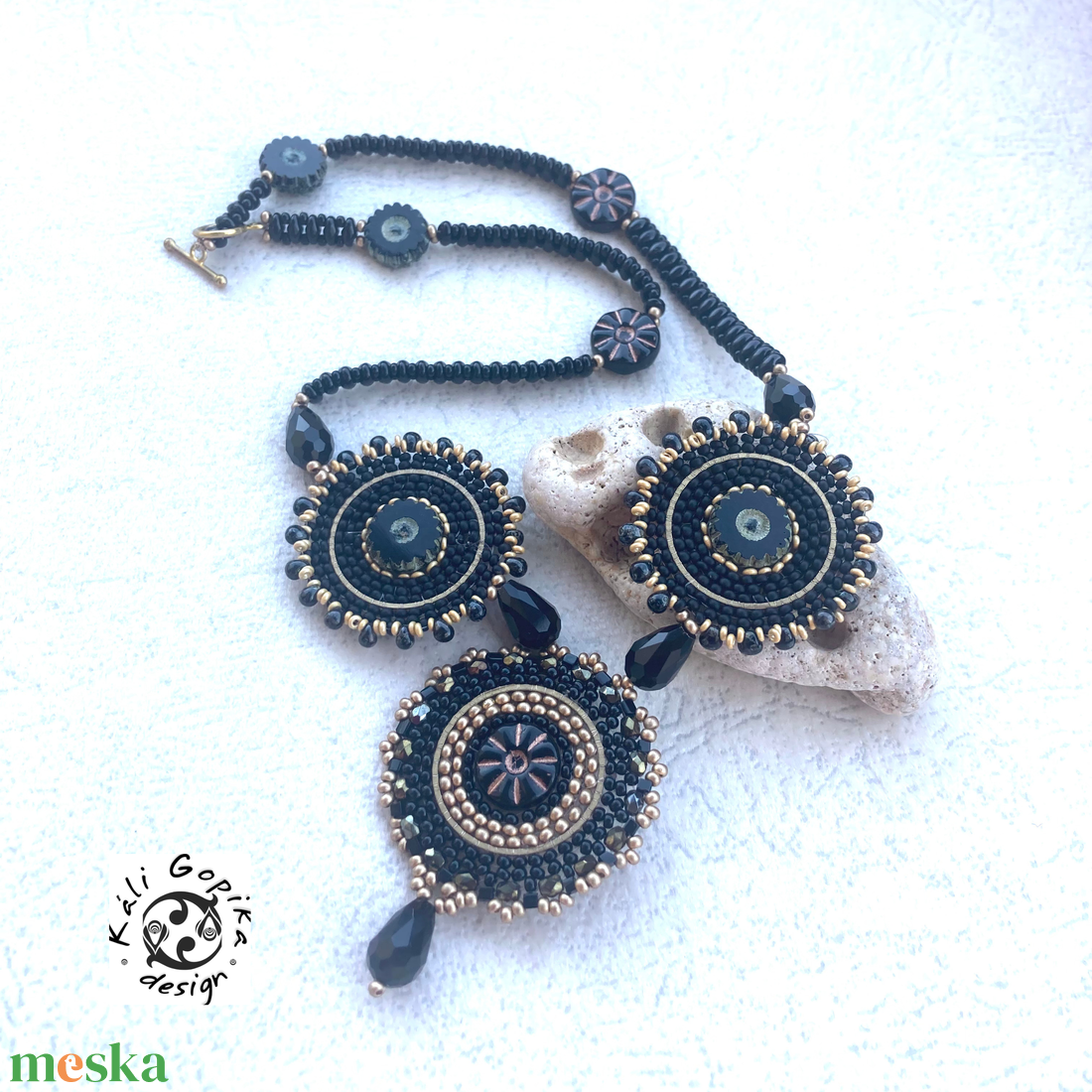 Fekete bronz mandala nyaklánc - ékszer - nyaklánc - gyöngyös nyaklánc - Meska.hu Fekete bronz mandala nyaklánc - ékszer - nyaklánc - gyöngyös nyaklánc - Meska.hu