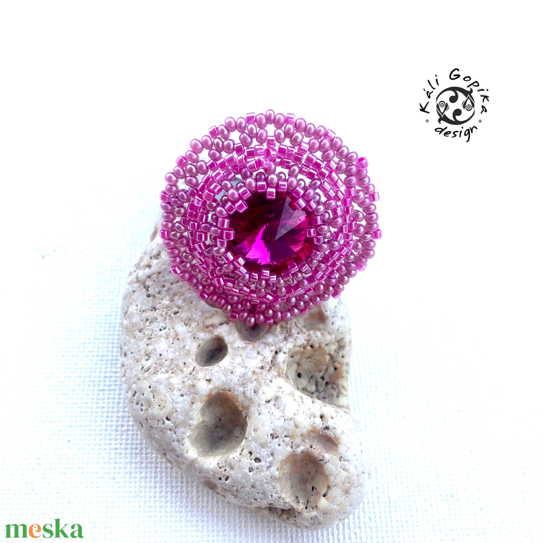 Különleges pink gyöngy Swarovski gyűrű  - ékszer - gyűrű - gyöngyös gyűrű - Meska.hu