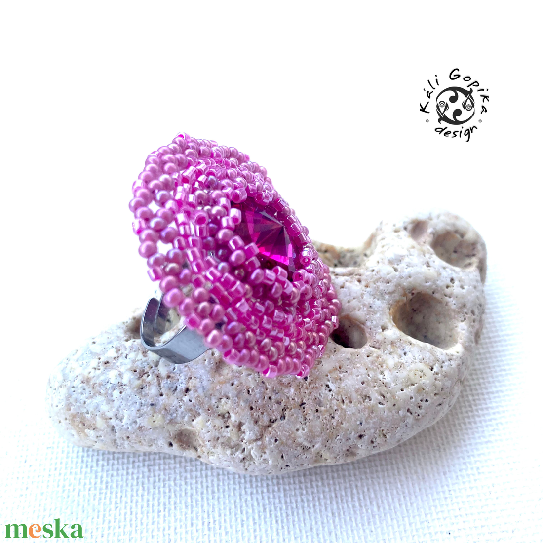 Különleges pink gyöngy Swarovski gyűrű  - ékszer - gyűrű - gyöngyös gyűrű - Meska.hu