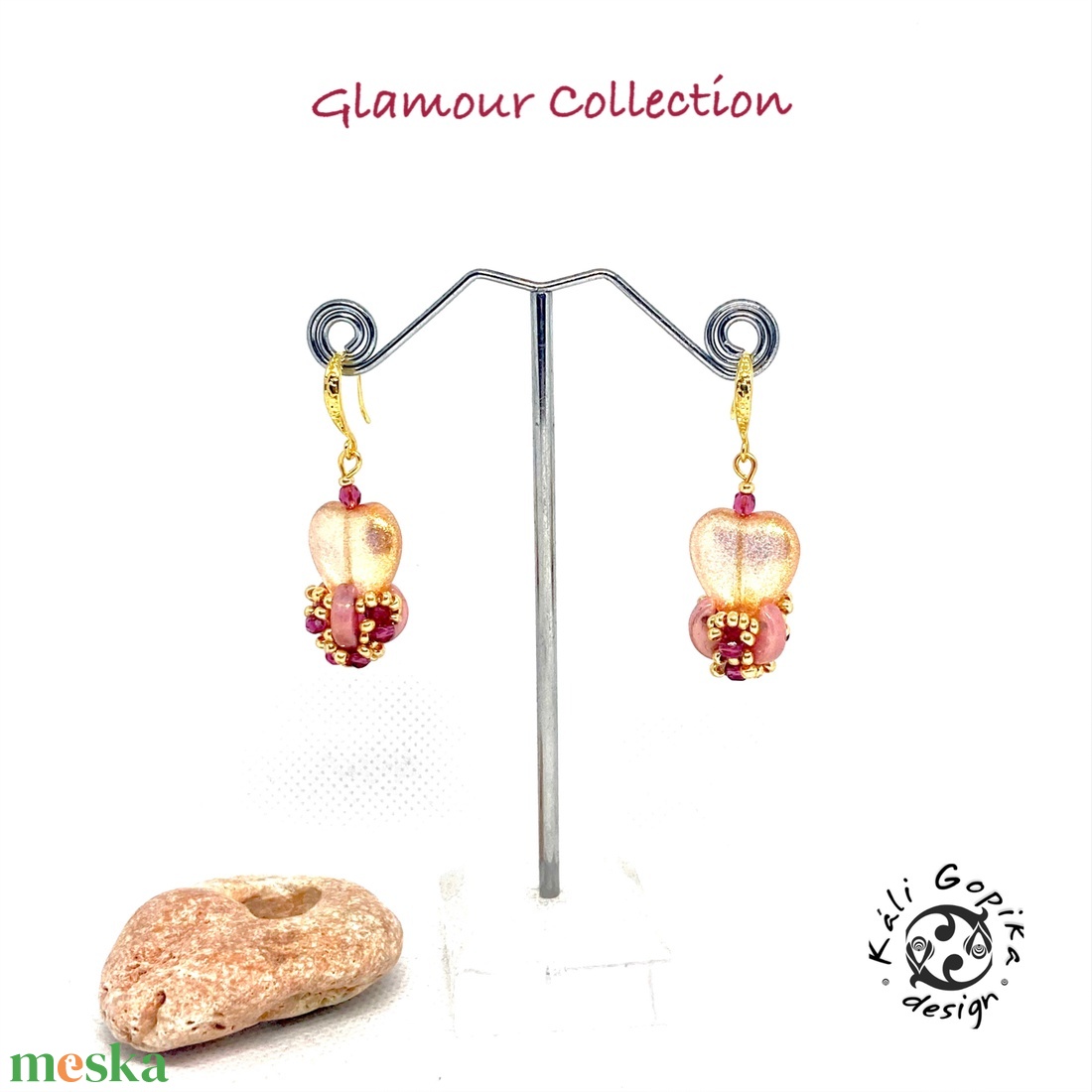 Arany bordó gyöngyös logó szív fülbevaló  - ékszer - fülbevaló - lógó fülbevaló - Meska.hu