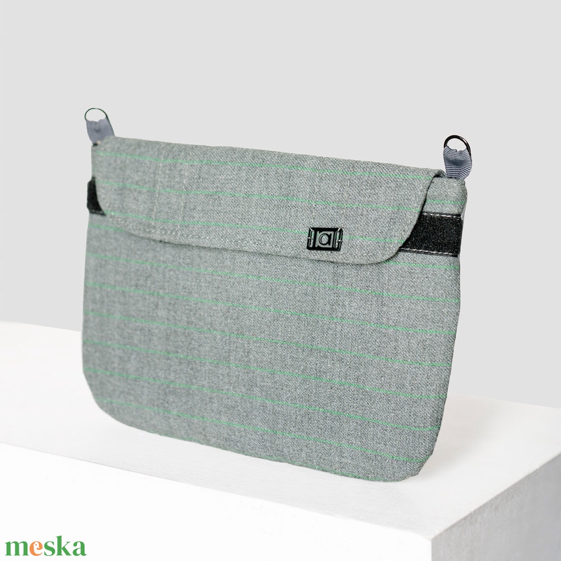 Oldlatáska és övtáska, variálható 2in1 kistáska, fekete állítható pánttal  - táska & tok - variálható táska - Meska.hu