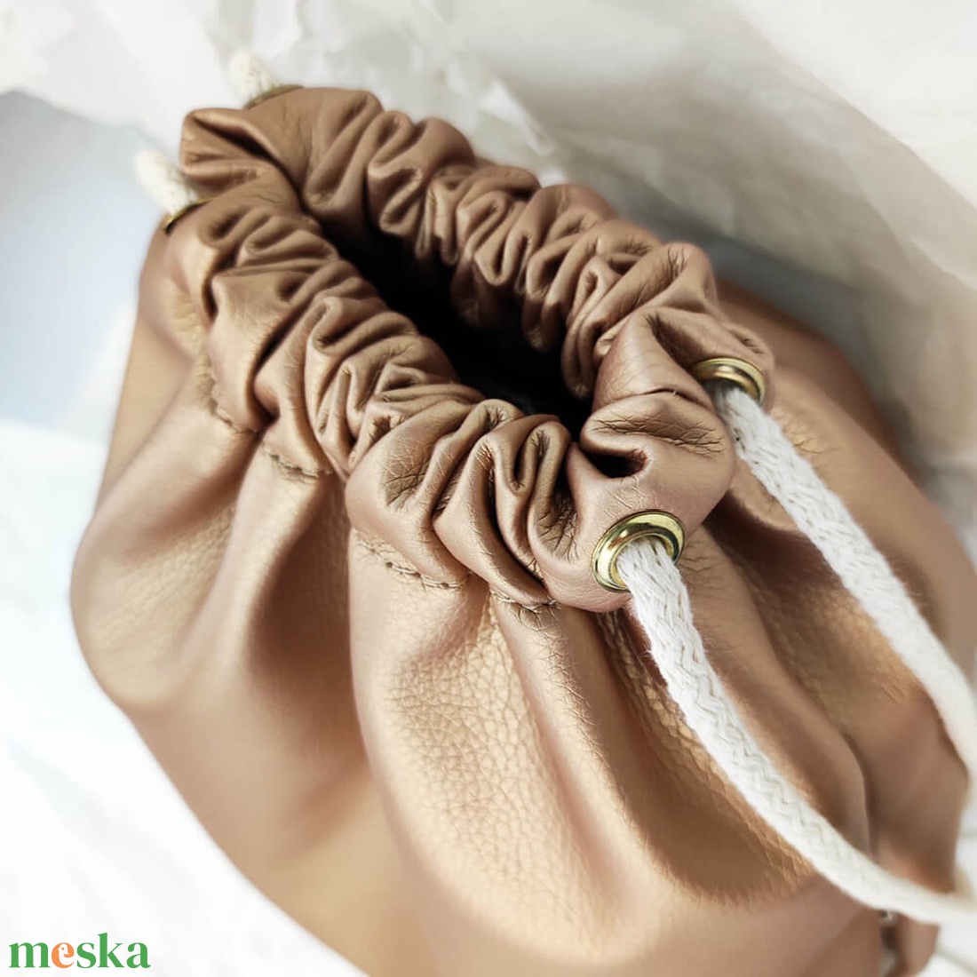 Gymbag / rosegold hátizsák / oldalsó rejtett zsebbel - táska & tok - hátizsák - hátizsák - Meska.hu Gymbag / rosegold hátizsák / oldalsó rejtett zsebbel - táska & tok - hátizsák - hátizsák - Meska.hu