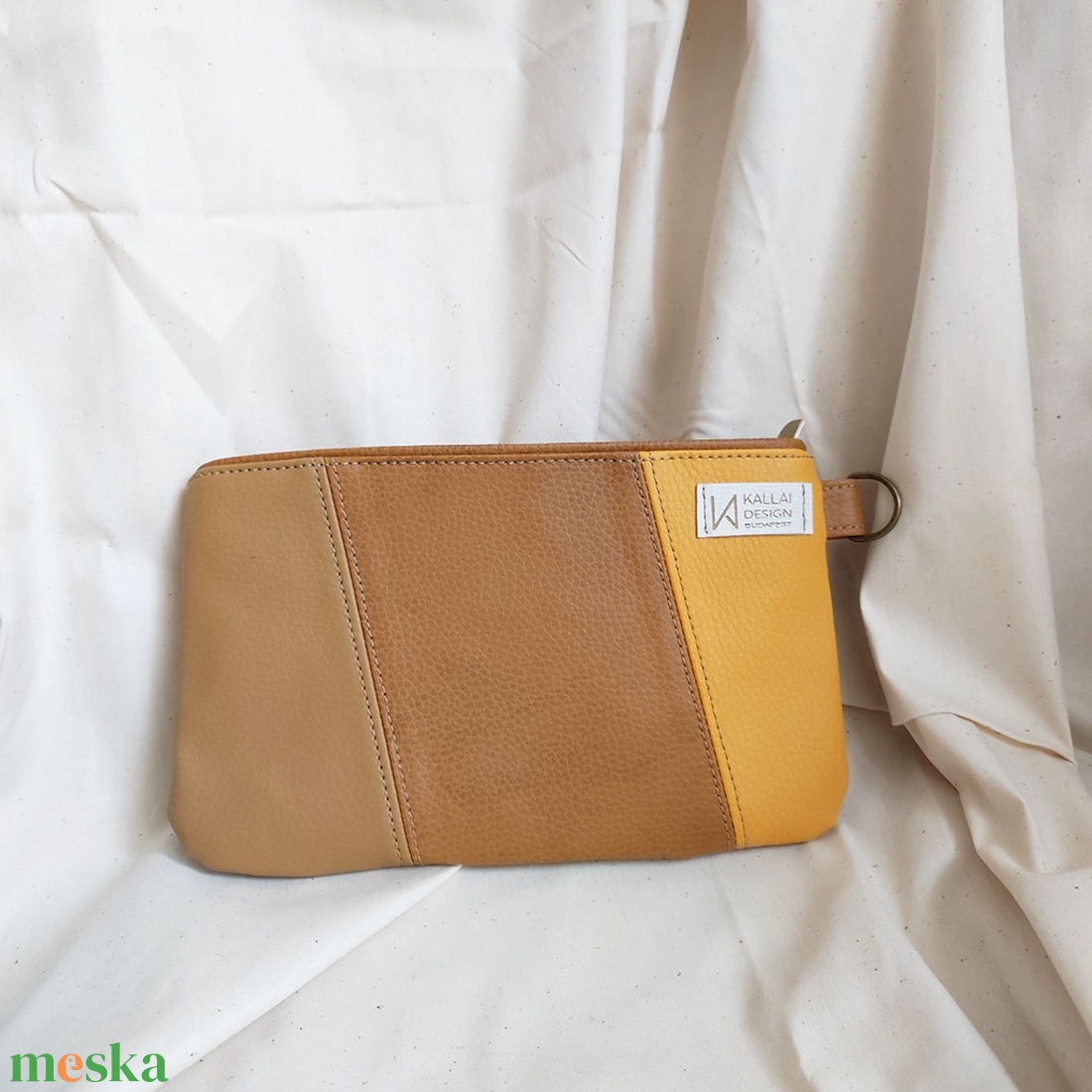 Lara boritéktáska csuklópánttal / kis táska / clutch / textilbőr - táska & tok - kézitáska & válltáska - kézitáska - Meska.hu Lara boritéktáska csuklópánttal / kis táska / clutch / textilbőr - táska & tok - kézitáska & válltáska - kézitáska - Meska.hu