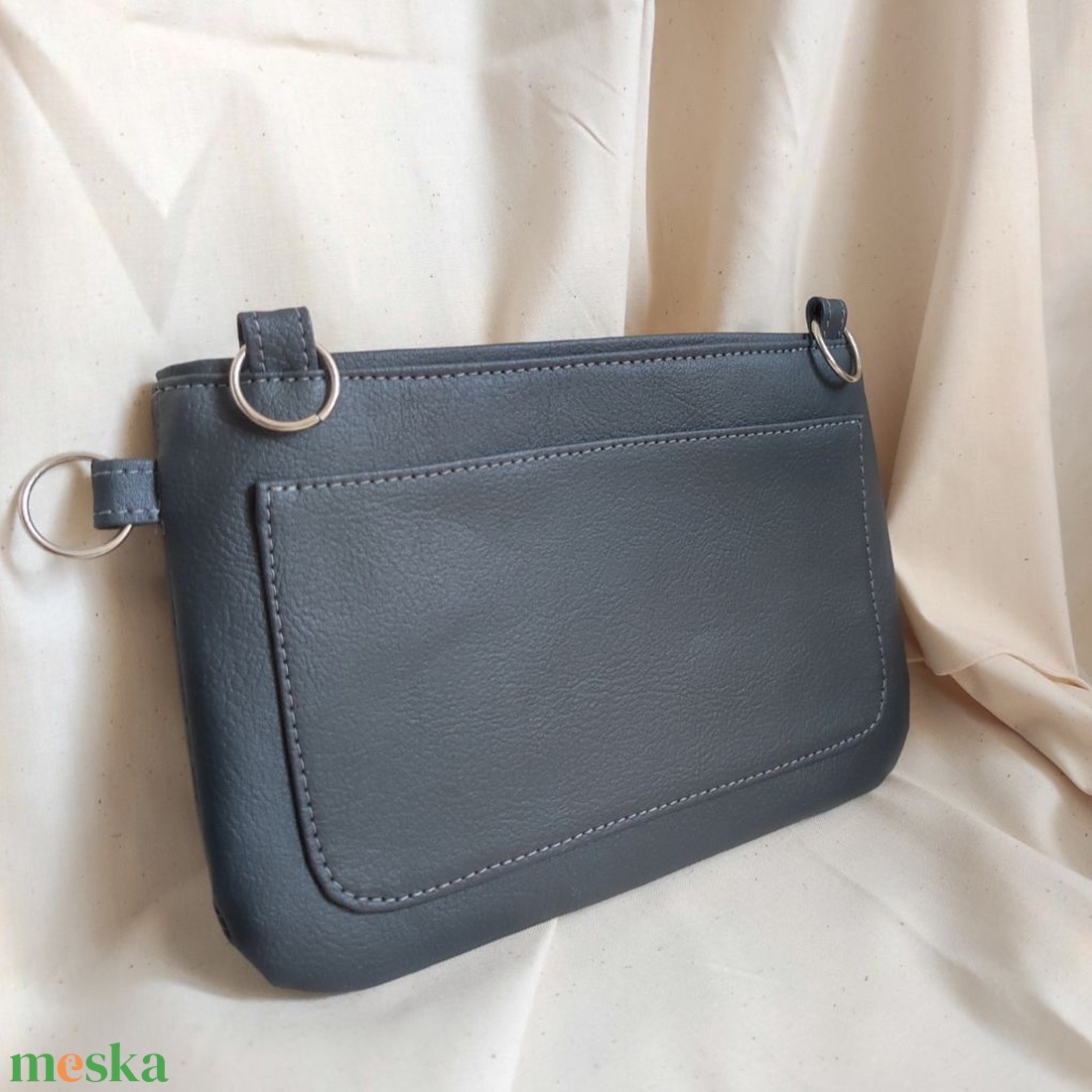 Lara boritéktáska csuklópánttal / kis táska / clutch / textilbőr  - táska & tok - variálható táska - Meska.hu