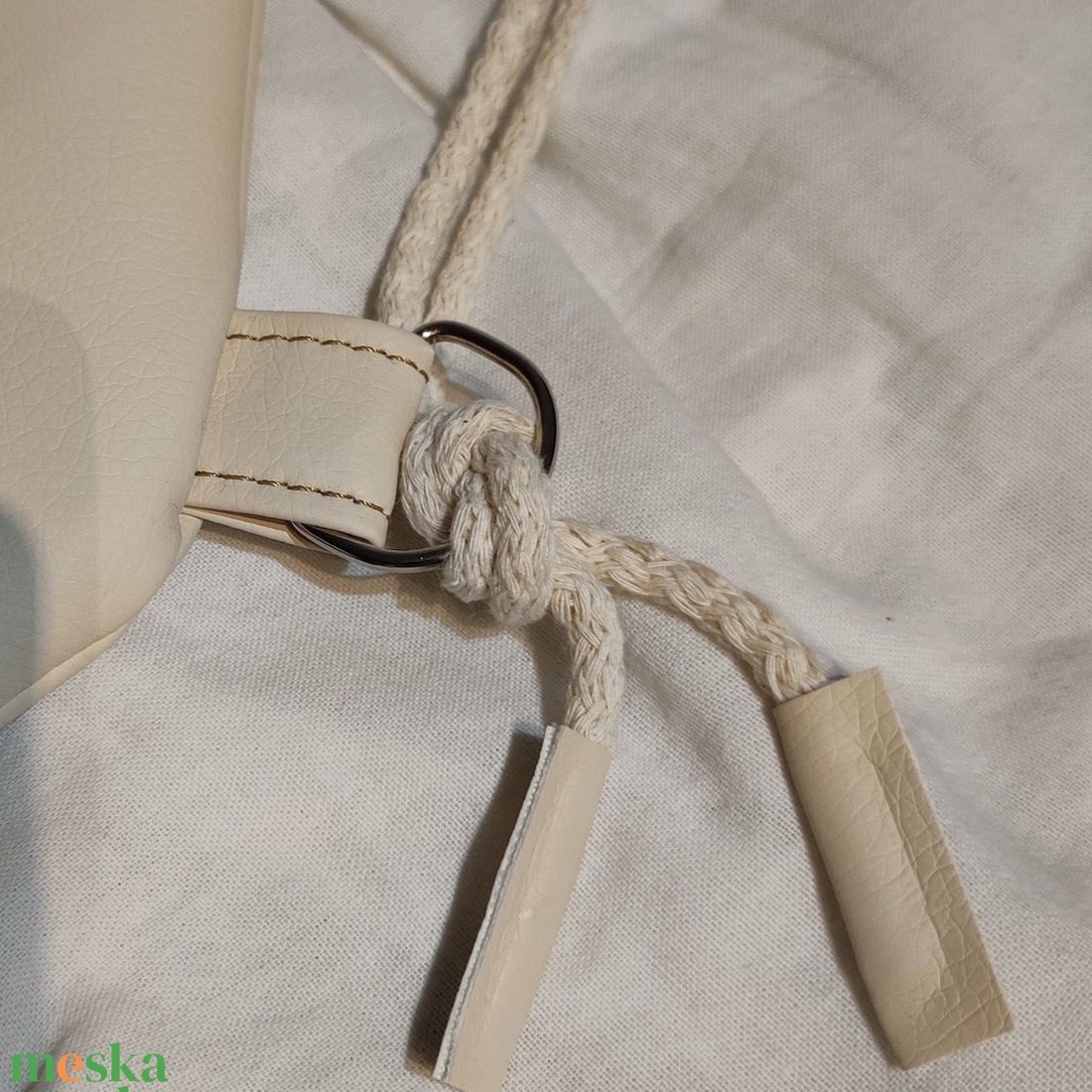 Gymbag / indás leveles / törtfehér hátizsák / tornazsák / M méret - táska & tok - hátizsák - hátizsák - Meska.hu