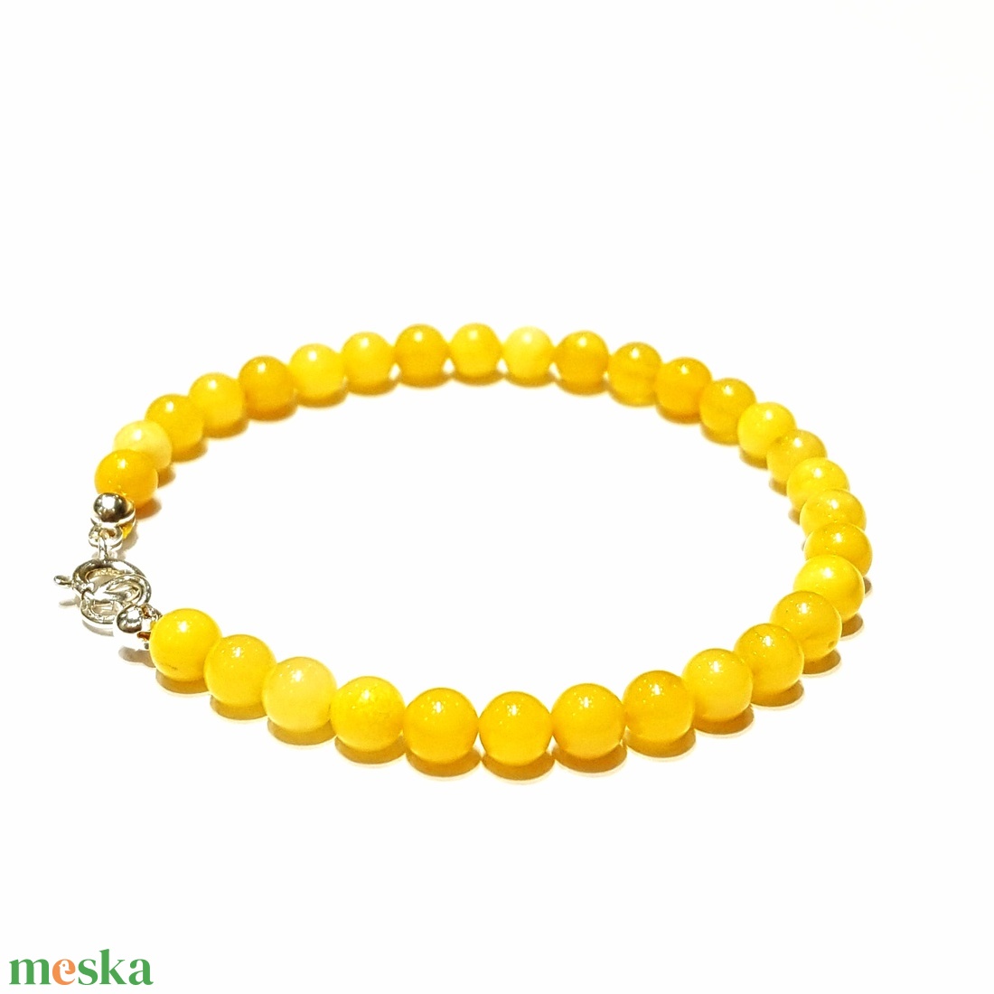 Borostyán gömb karkötő pici gyöngyökből sárga opak - ékszer - ékszerszett - Meska.hu