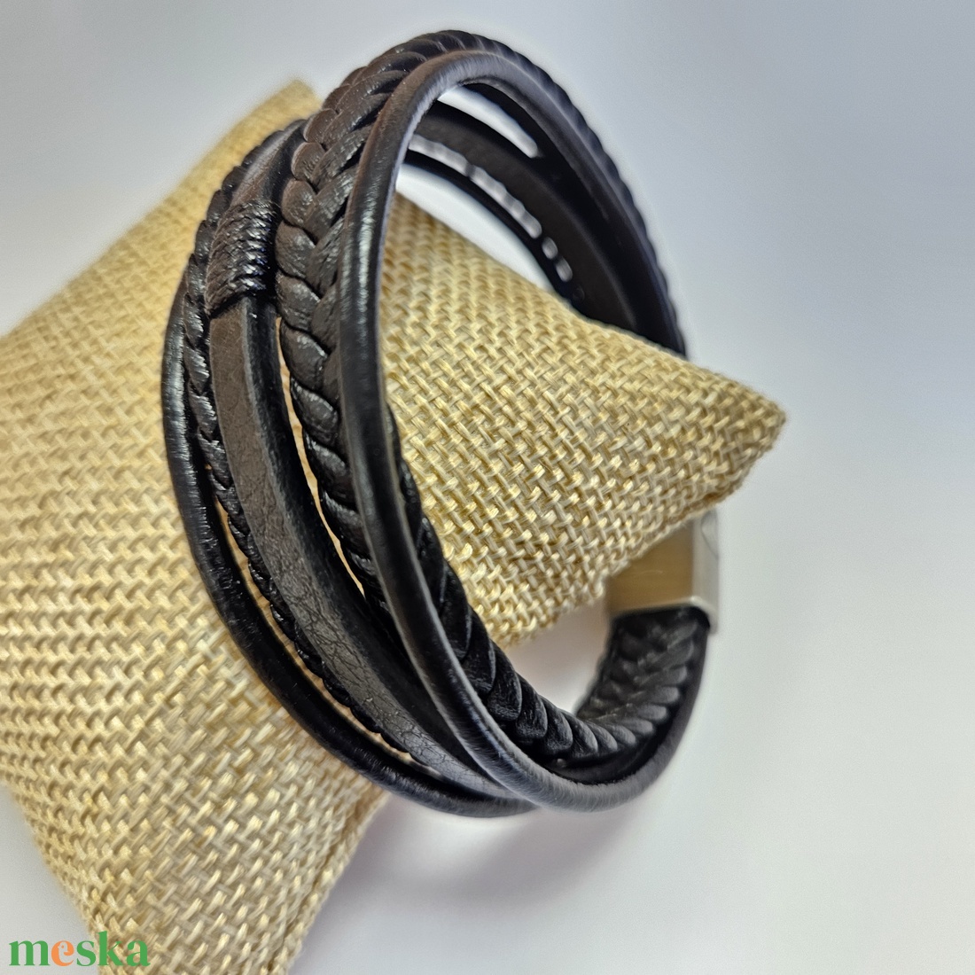 19-23 cm Elegáns bőr férfi karkötő fekete ezüst többsoros. - ékszer - karkötő - fonott karkötő - Meska.hu