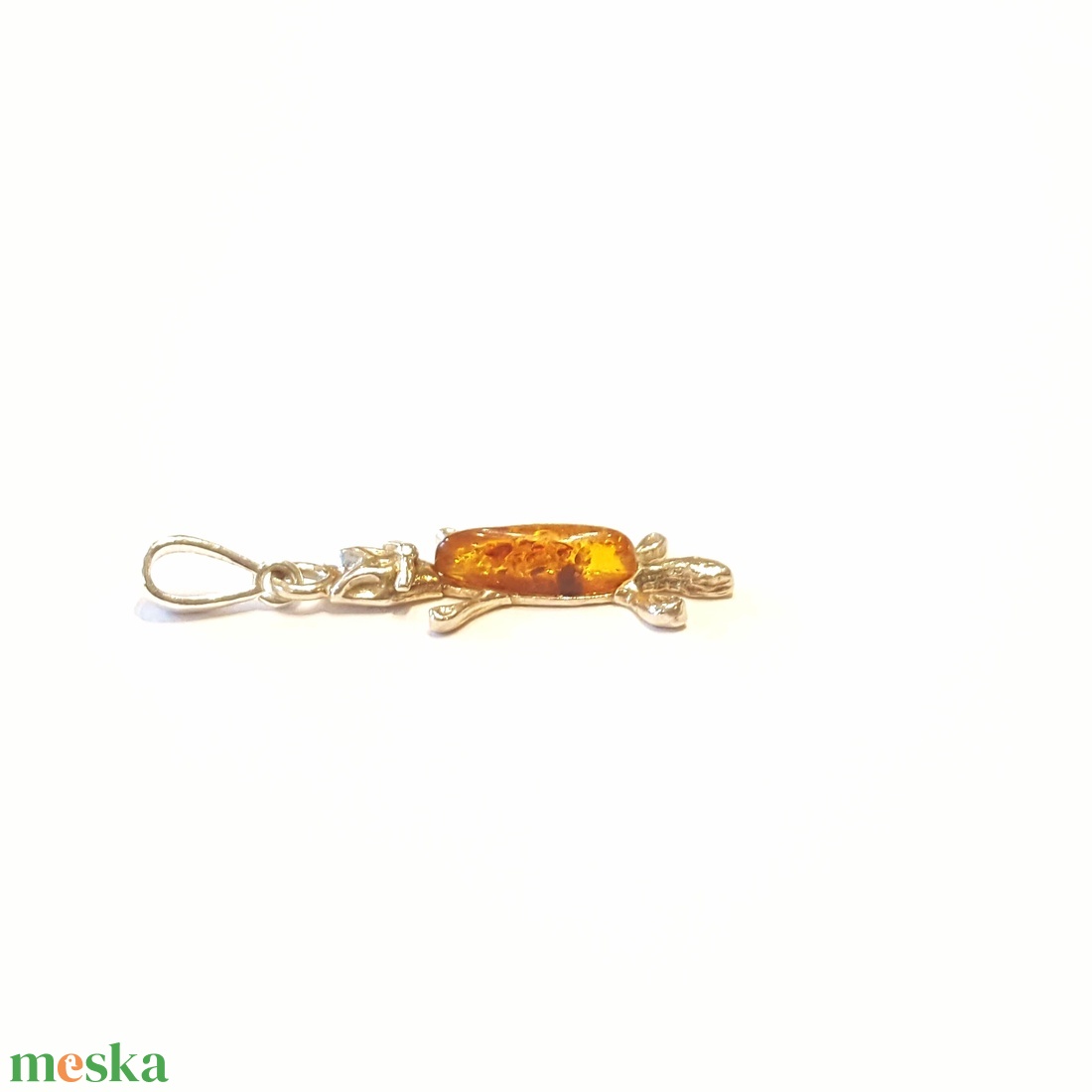 Borostyán  ezüst medál cica. - ékszer - nyaklánc - medál - Meska.hu