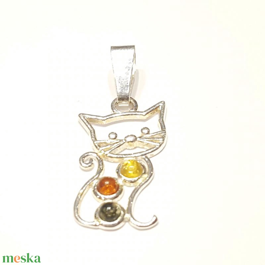 Borostyán  ezüst medál cica. - ékszer - nyaklánc - medál - Meska.hu