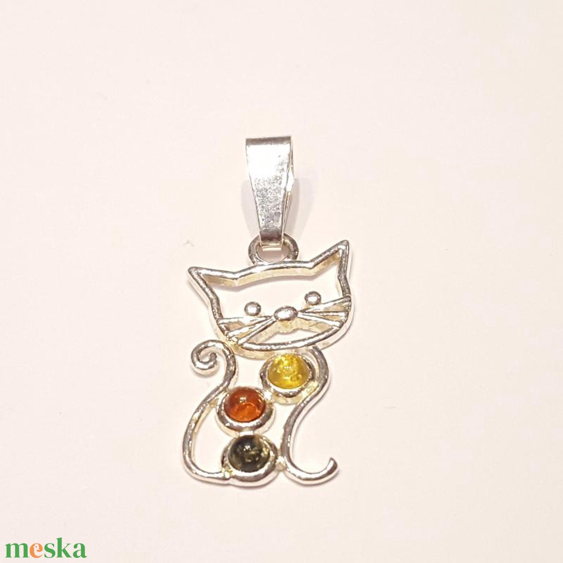 Borostyán  ezüst medál cica. - ékszer - nyaklánc - medál - Meska.hu