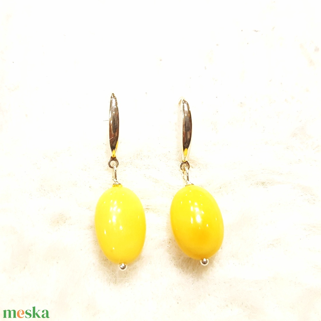 Borostyán  fülbevaló ezüst szereléssel.  - ékszer - fülbevaló - lógó csepp fülbevaló - Meska.hu