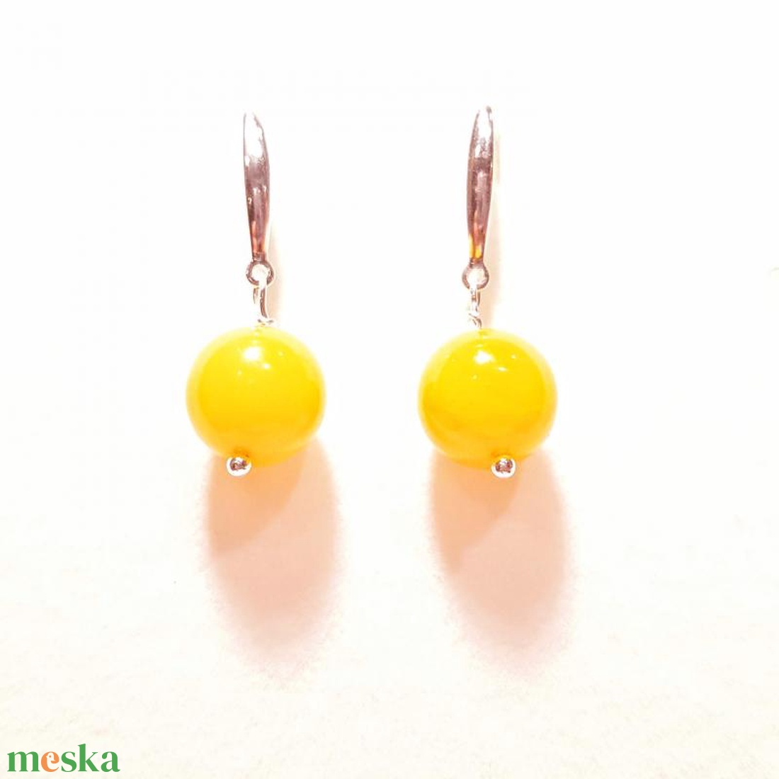 Borostyán  fülbevaló ezüst szereléssel.  - ékszer - fülbevaló - lógó csepp fülbevaló - Meska.hu