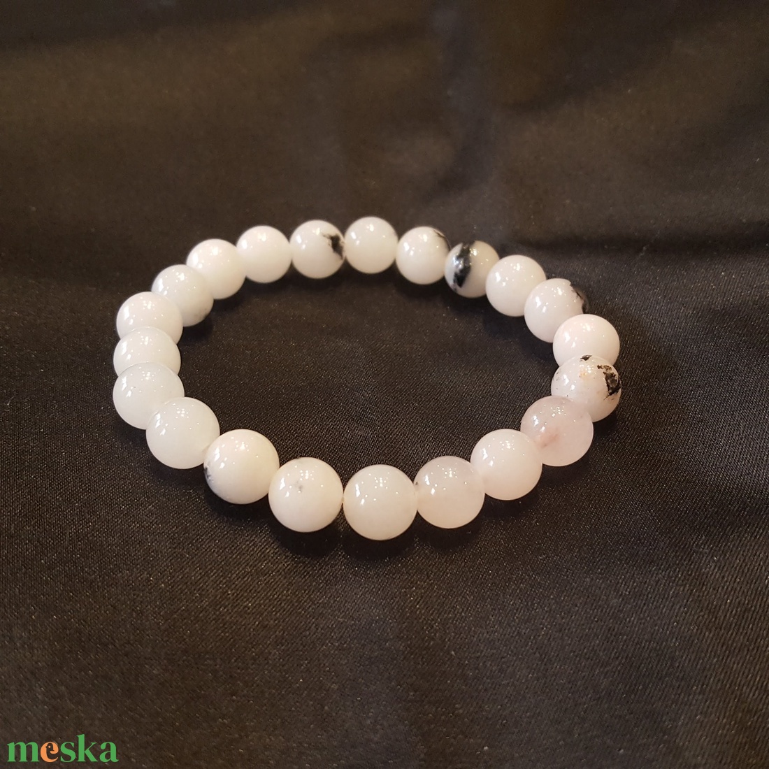 Pompás opál bogyós karkötő gumis(8 mm) - ékszer - karkötő - bogyós karkötő - Meska.hu