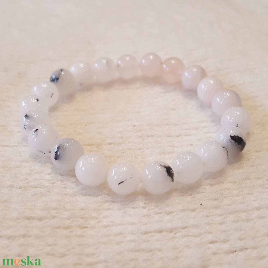 Pompás opál bogyós karkötő gumis(8 mm) - ékszer - karkötő - bogyós karkötő - Meska.hu