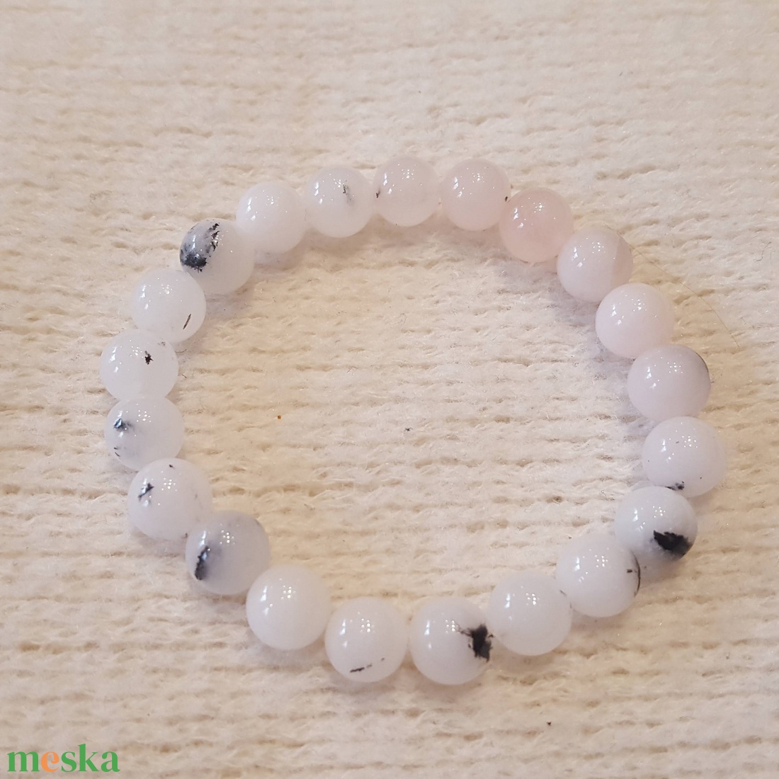 Pompás opál bogyós karkötő gumis(8 mm) - ékszer - karkötő - bogyós karkötő - Meska.hu