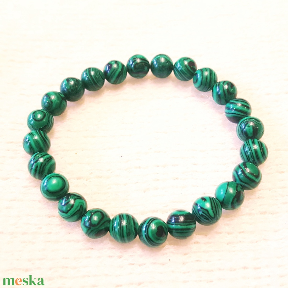 Pompás malachit bogyós karkötő gumis(8 mm) - ékszer - karkötő - bogyós karkötő - Meska.hu