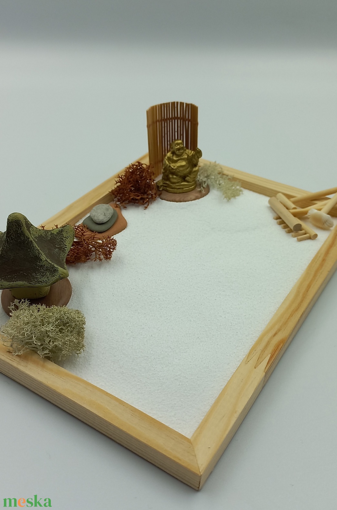 Japán kert (kis) - házikóval és arany Buddhával - diy (csináld magad) - egységcsomag - Meska.hu Japán kert (kis) - házikóval és arany Buddhával - diy (csináld magad) - egységcsomag - Meska.hu