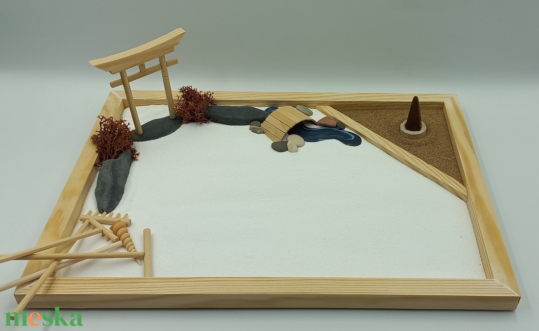 Japán kert (nagy)- Torii kapuval, patakkal, híddal és füstölővel - diy (csináld magad) - egységcsomag - Meska.hu Japán kert (nagy)- Torii kapuval, patakkal, híddal és füstölővel - diy (csináld magad) - egységcsomag - Meska.hu