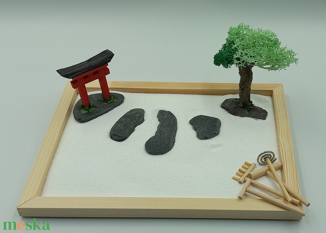 Japán kert (kis) - torii kapuval és fával - diy (csináld magad) - egységcsomag - Meska.hu Japán kert (kis) - torii kapuval és fával - diy (csináld magad) - egységcsomag - Meska.hu