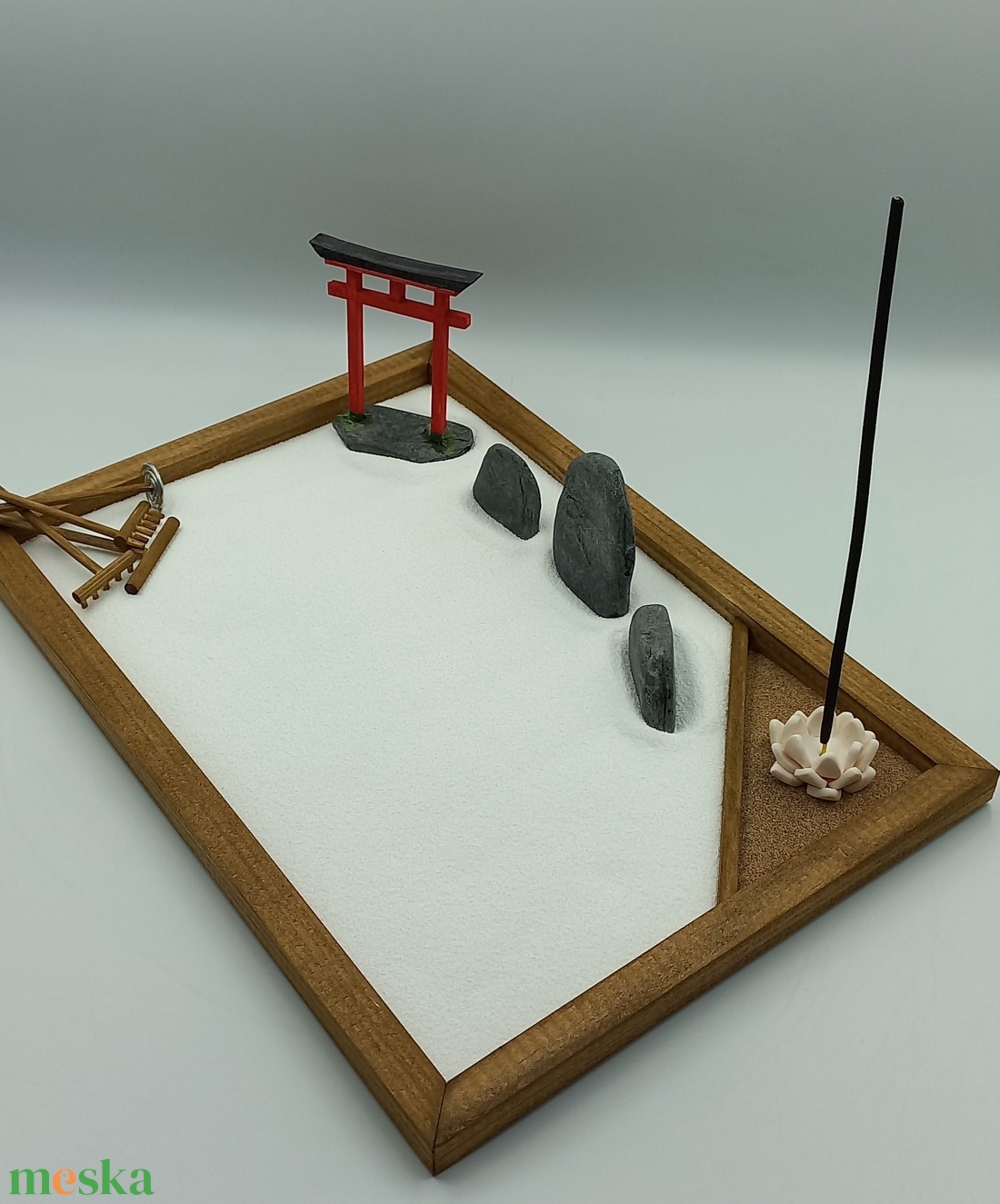 Japán kert (nagy)- torii kapuval és füstölővel - diy (csináld magad) - egységcsomag - Meska.hu Japán kert (nagy)- torii kapuval és füstölővel - diy (csináld magad) - egységcsomag - Meska.hu