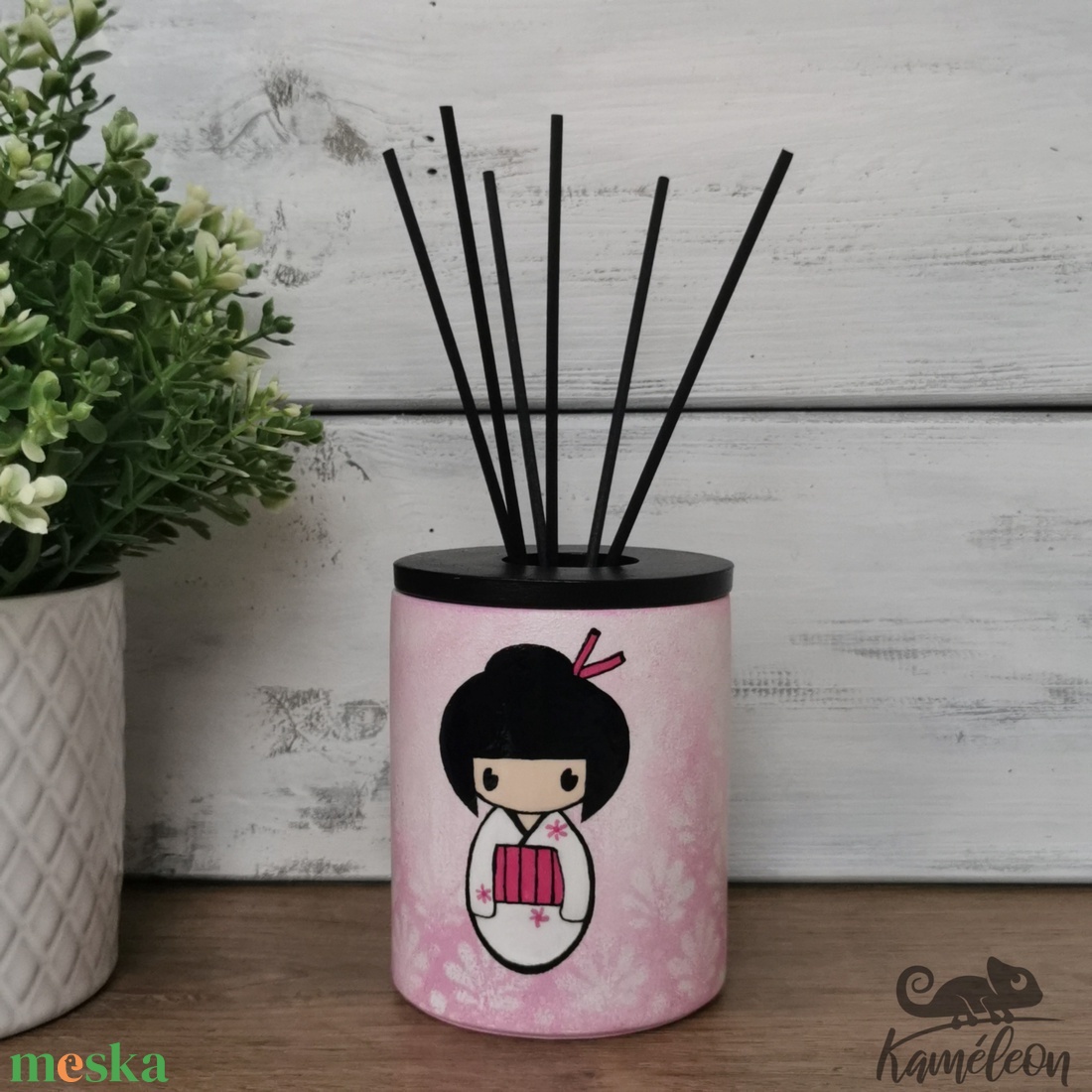 Kokeshi baba, rózsaszín - pálcás lakásparfüm - otthon & életmód - gyertya, illat, aroma - párologtató - Meska.hu Kokeshi baba, rózsaszín - pálcás lakásparfüm - otthon & életmód - gyertya, illat, aroma - párologtató - Meska.hu