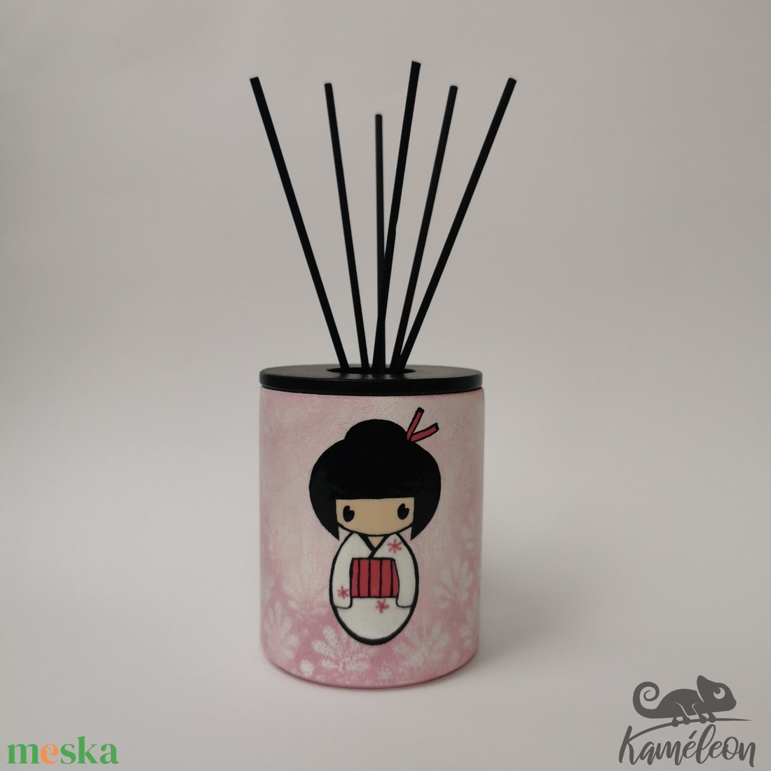 Kokeshi baba, rózsaszín - pálcás lakásparfüm - otthon & életmód - gyertya, illat, aroma - párologtató - Meska.hu Kokeshi baba, rózsaszín - pálcás lakásparfüm - otthon & életmód - gyertya, illat, aroma - párologtató - Meska.hu