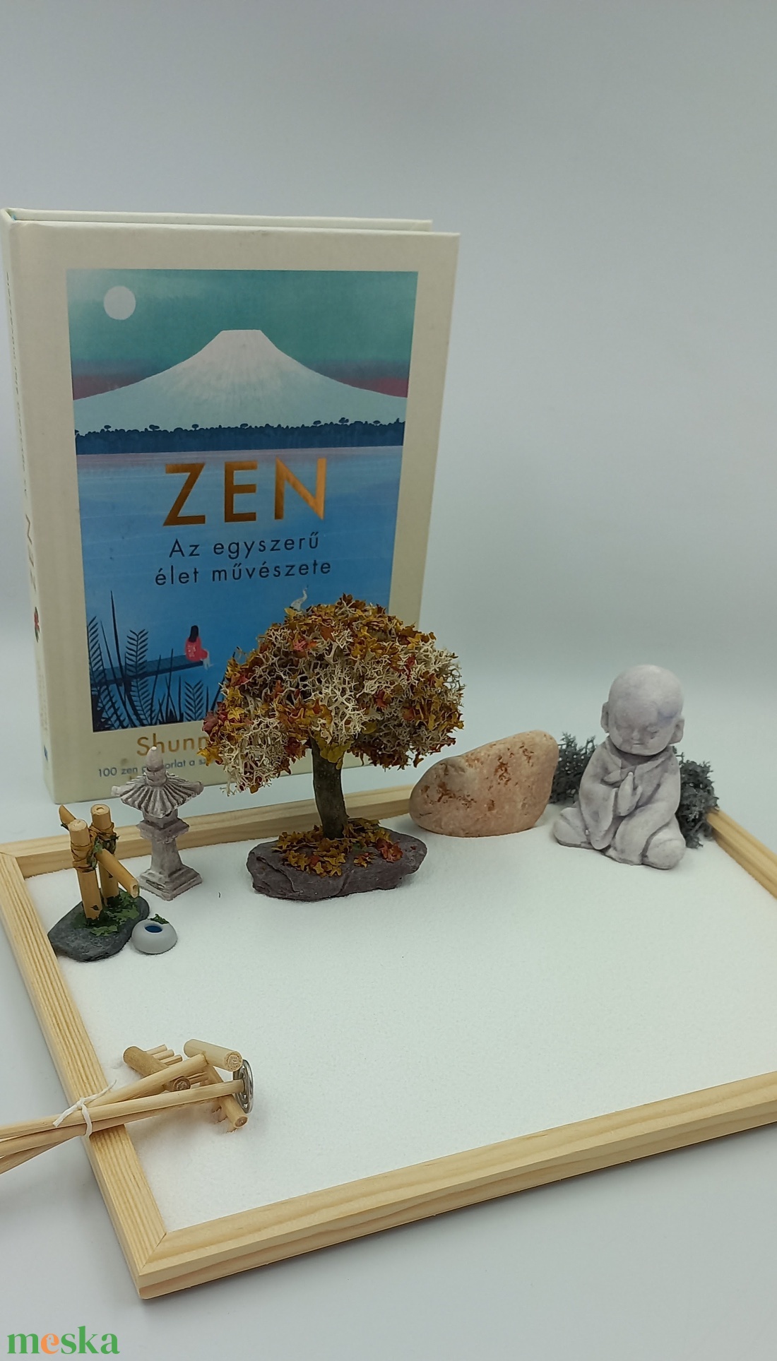 Japán kert (közepes)- Buddhával, őszi fával és kiegészítőkkel - otthon & életmód - dekoráció - dísztárgy - Meska.hu Japán kert (közepes)- Buddhával, őszi fával és kiegészítőkkel - otthon & életmód - dekoráció - dísztárgy - Meska.hu