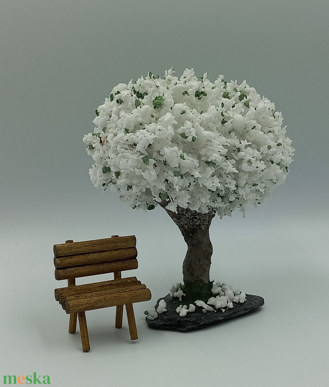 Japánkert kiegészítő - virágzó fa paddal (fehér) - otthon & életmód - dekoráció - asztal és polc dekoráció - bonsai - Meska.hu Japánkert kiegészítő - virágzó fa paddal (fehér) - otthon & életmód - dekoráció - asztal és polc dekoráció - bonsai - Meska.hu