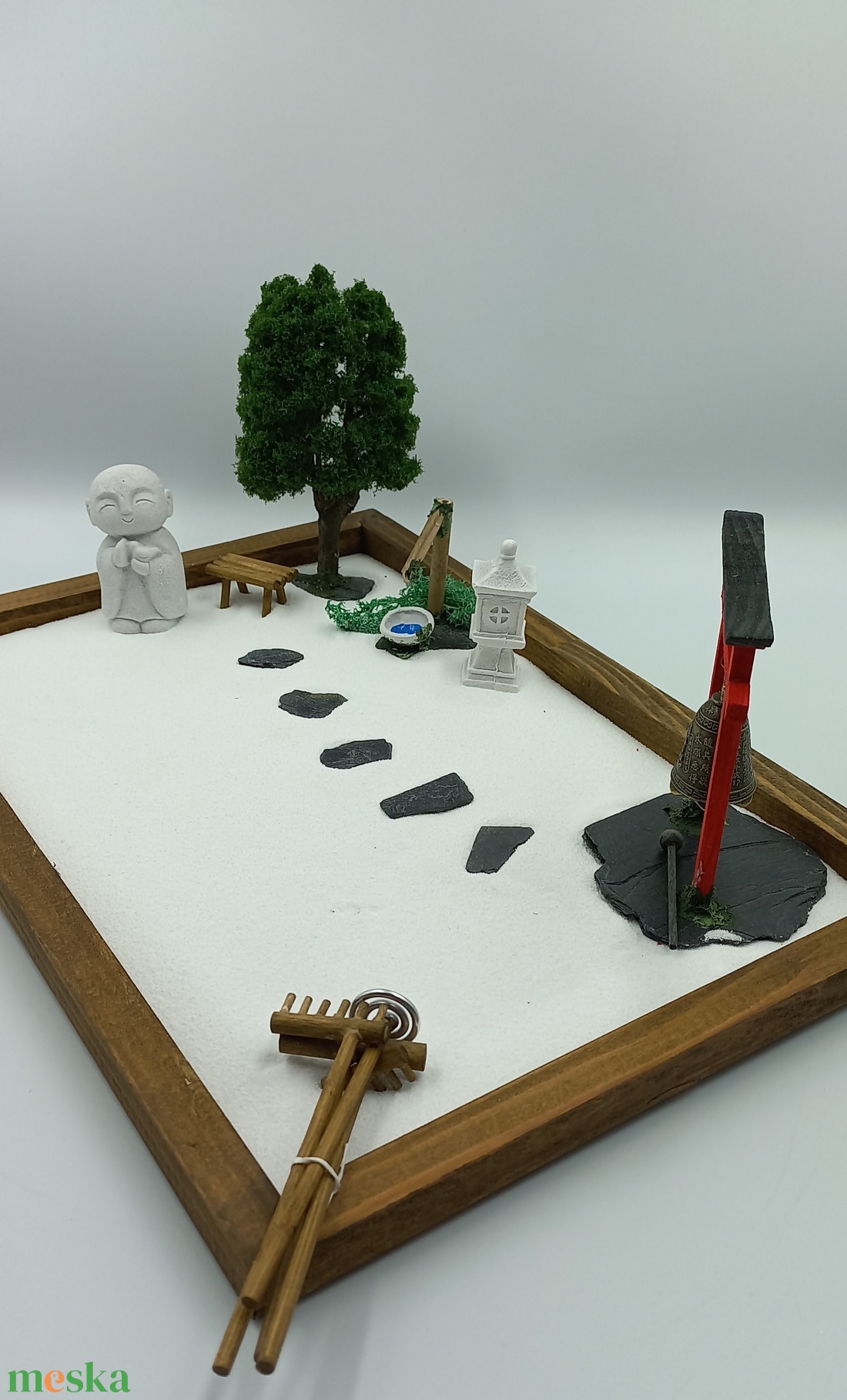 Japánkert (nagy)- harangos torii kapuval, Dzsizó szerzetessel, fával és kőlámpással - otthon & életmód - dekoráció - dísztárgy - Meska.hu