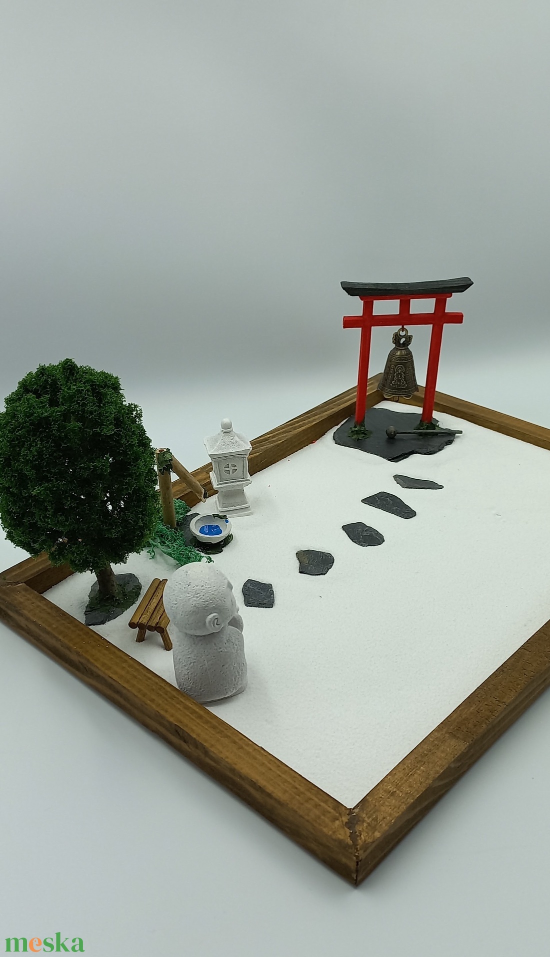 Japánkert (nagy)- harangos torii kapuval, Dzsizó szerzetessel, fával és kőlámpással - otthon & életmód - dekoráció - dísztárgy - Meska.hu
