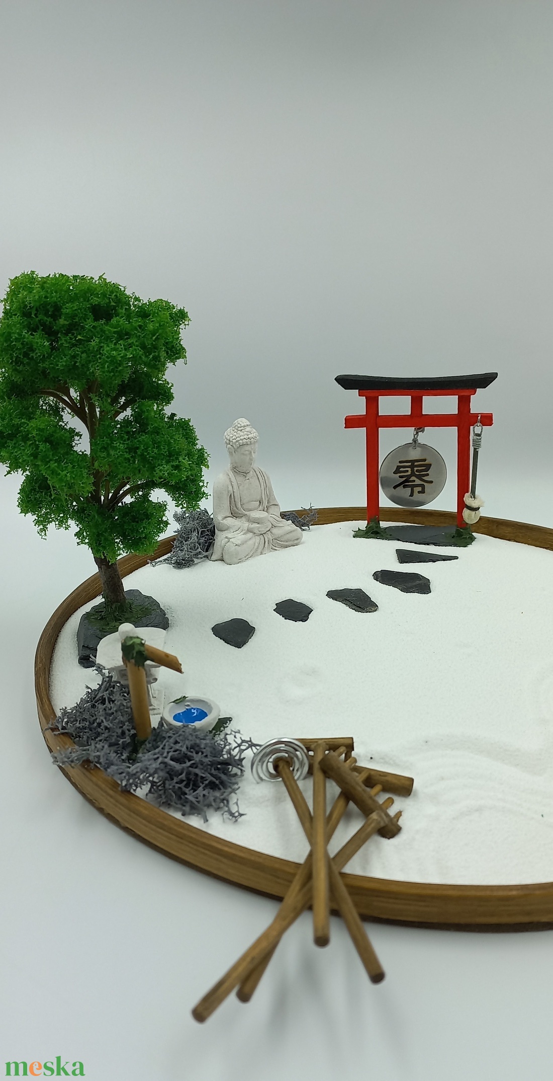 Japánkert (XL)- fával, csobogóval, kőlámpással, Buddhával és gongos torii kapuval - otthon & életmód - dekoráció - asztal és polc dekoráció - asztaldísz - Meska.hu