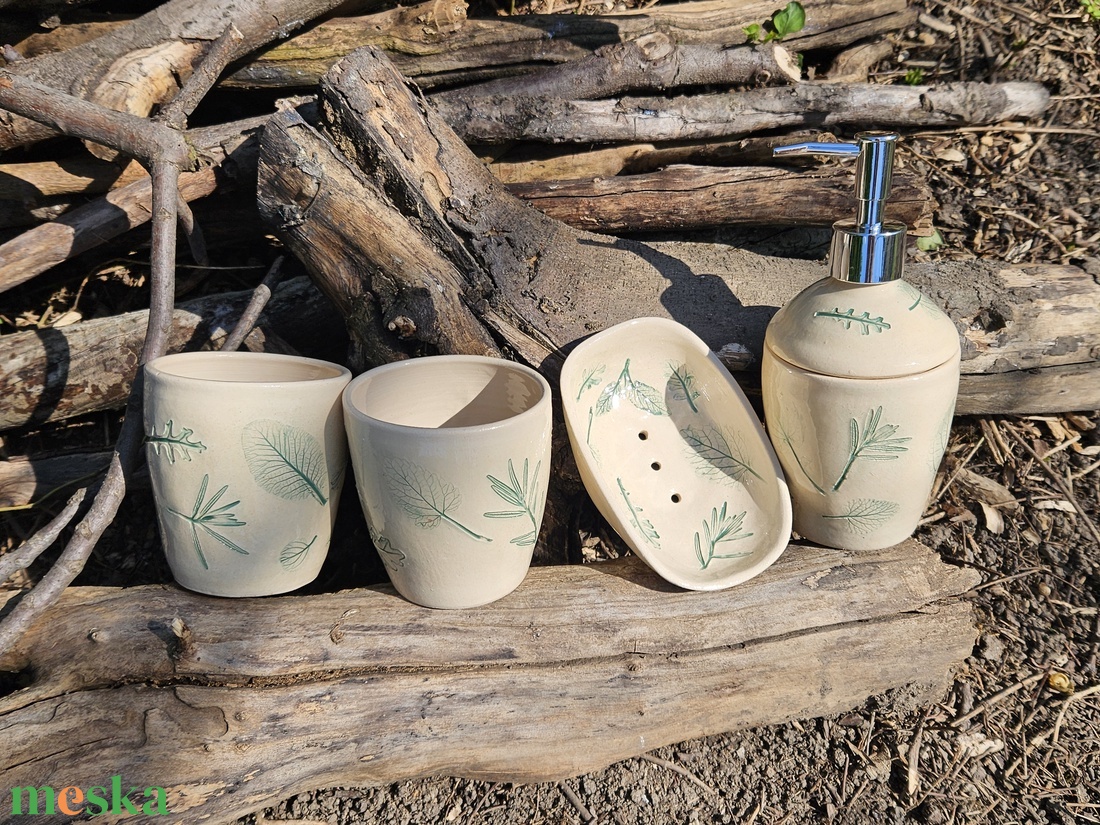 Fürdőszobai kiegészítő szett - otthon & életmód - fürdőszoba - szappantartó - Meska.hu