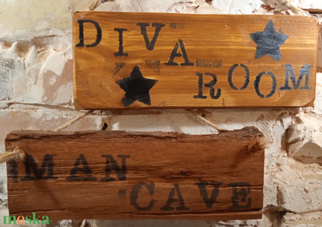Man Cave / Diva Room / Férfi Barlang / Díva szoba fa fali tábla szett - otthon & életmód - dekoráció - fali és függő dekoráció - függődísz - Meska.hu