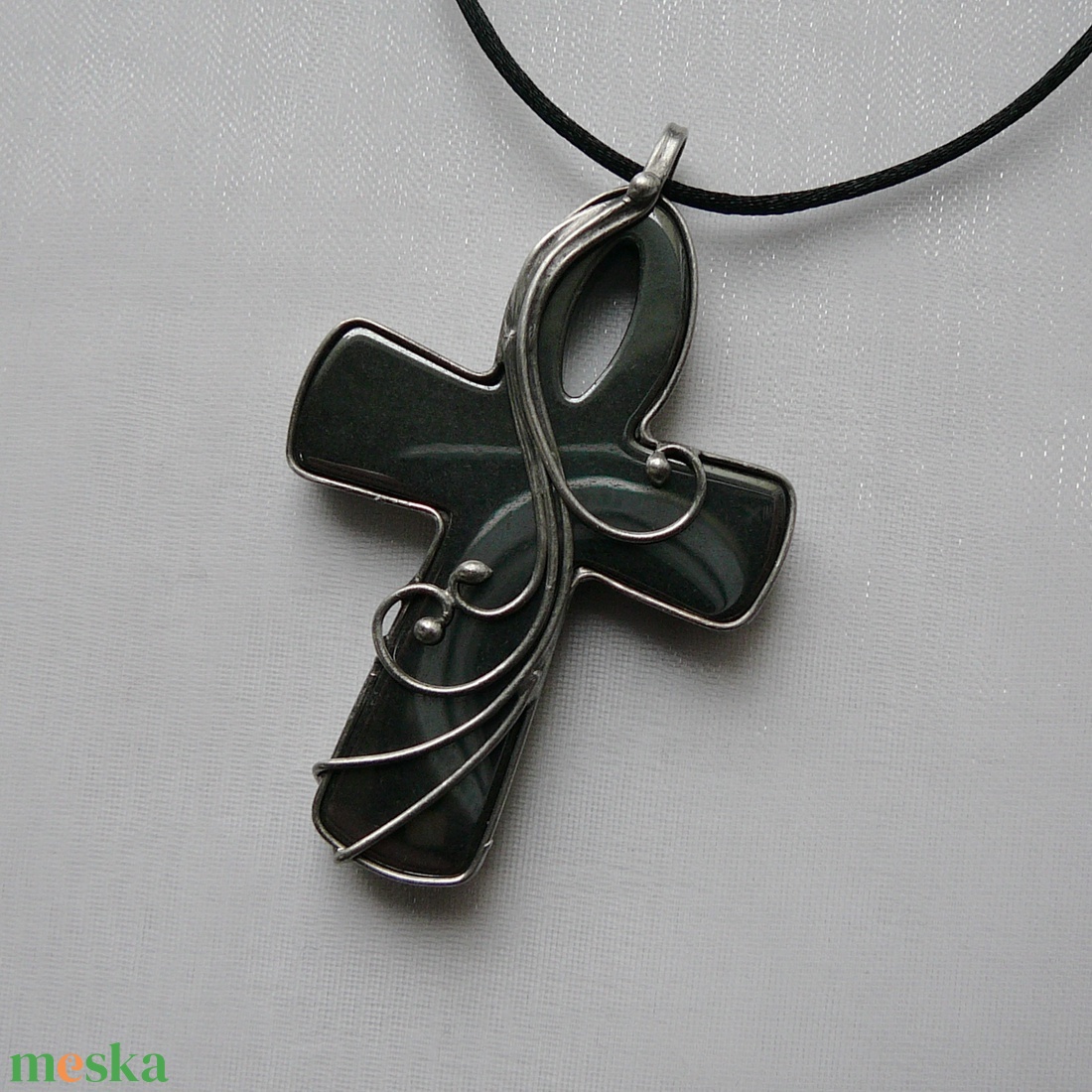Hematit nílusi kereszt medál - ékszer - nyaklánc - medálos nyaklánc - Meska.hu