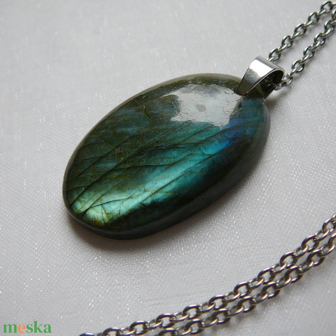 Labradorit medálos nyaklánc - ékszer - nyaklánc - medál - Meska.hu