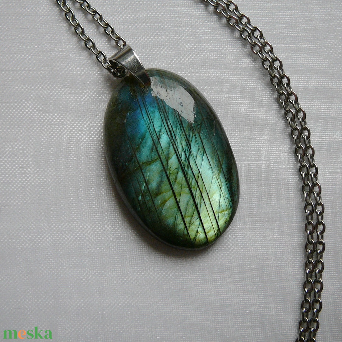 Labradorit medálos nyaklánc - ékszer - nyaklánc - medál - Meska.hu