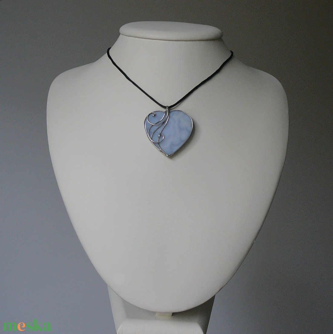 Kalcedon szív medál - ékszer - nyaklánc - medálos nyaklánc - Meska.hu