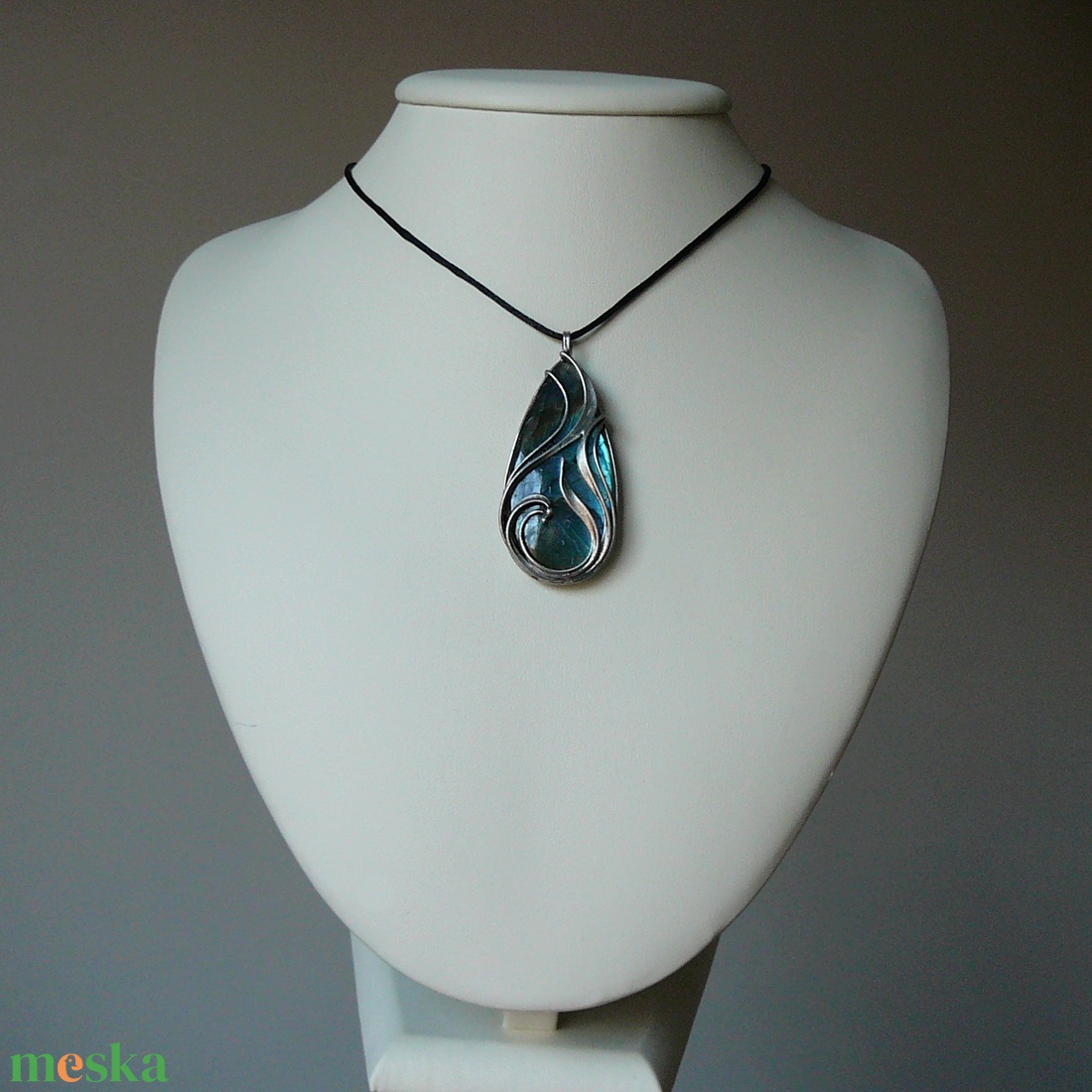 Labradorit medál - ékszer - nyaklánc - medál - Meska.hu