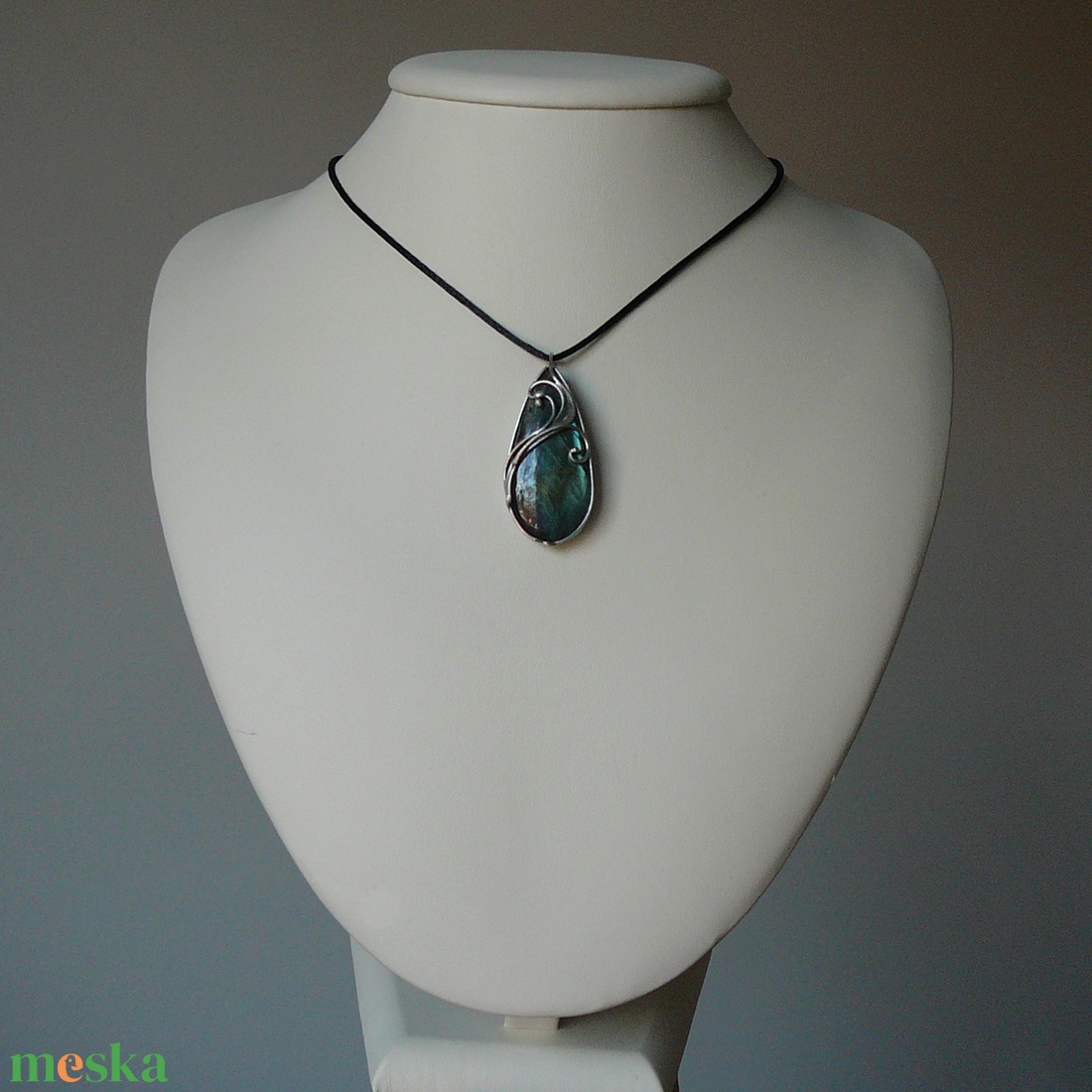 Labradorit medál - ékszer - nyaklánc - medál - Meska.hu