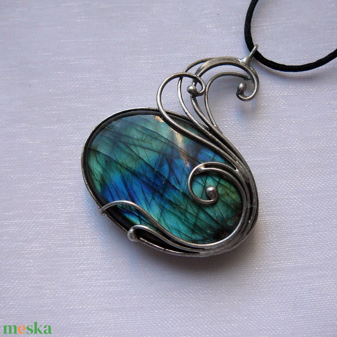 Labradorit medál - ékszer - nyaklánc - medál - Meska.hu