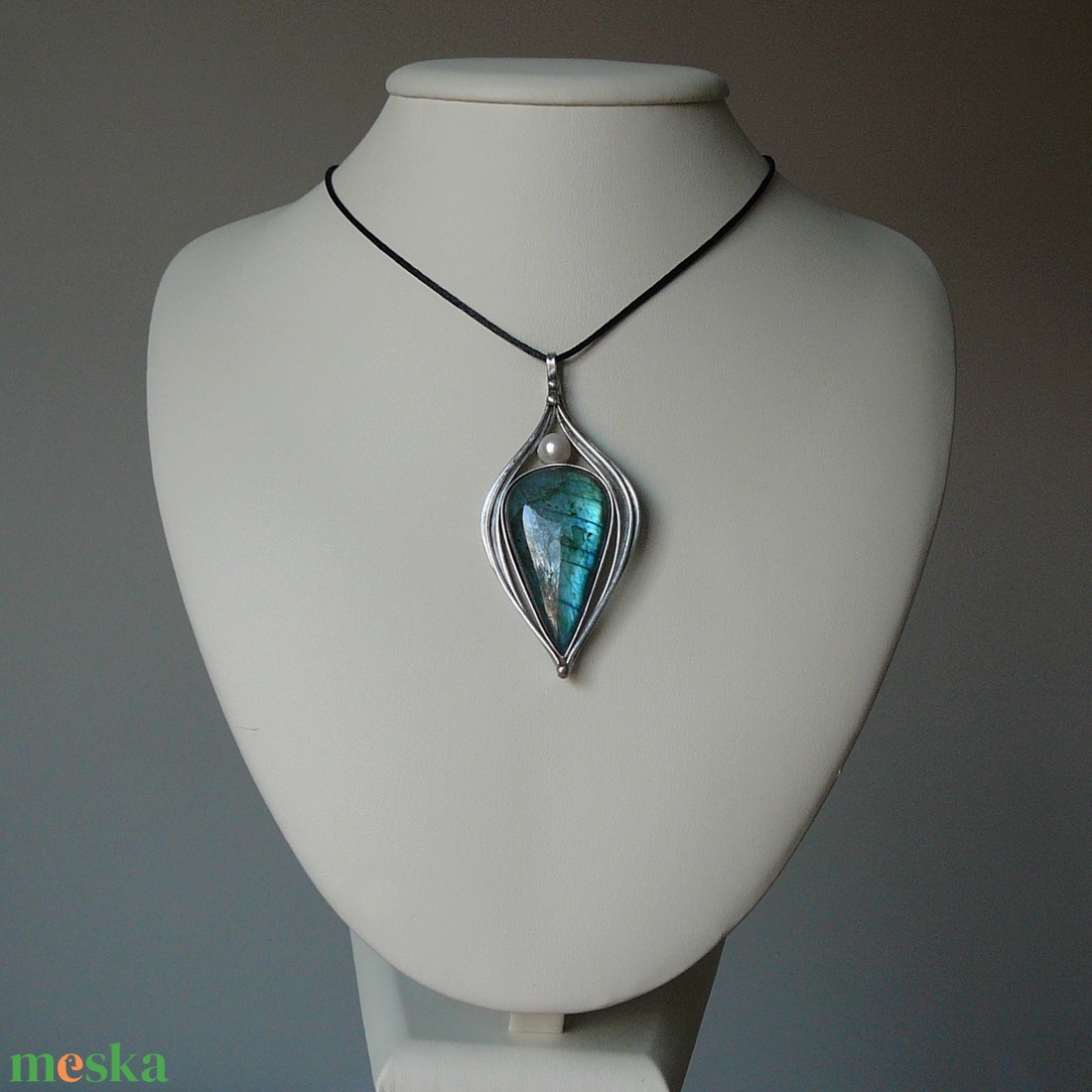 Labradorit medál - ékszer - nyaklánc - medál - Meska.hu
