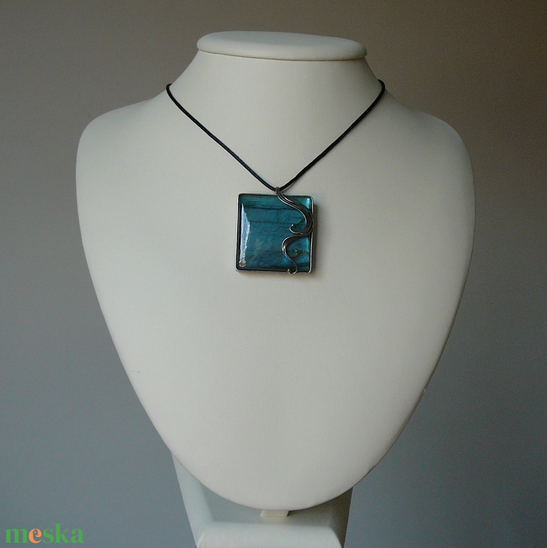 Labradorit medál - ékszer - nyaklánc - medál - Meska.hu