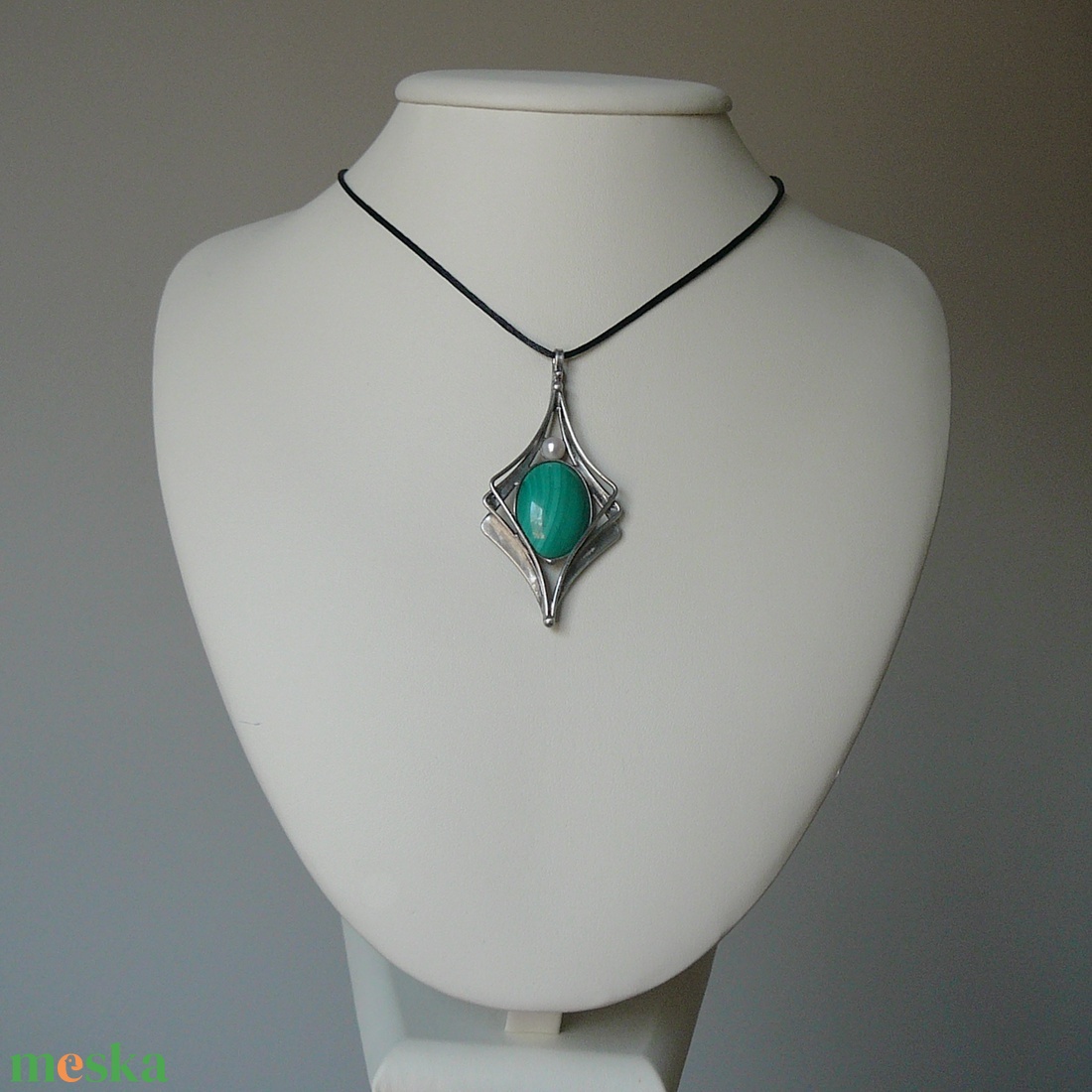 Malachit medál - ékszer - nyaklánc - medálos nyaklánc - Meska.hu