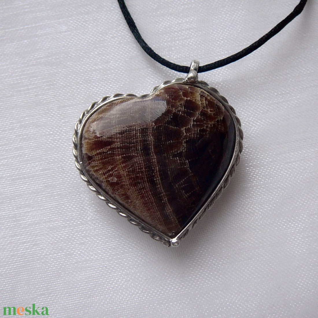 Barna opál szív medál - ékszer - nyaklánc - medálos nyaklánc - Meska.hu