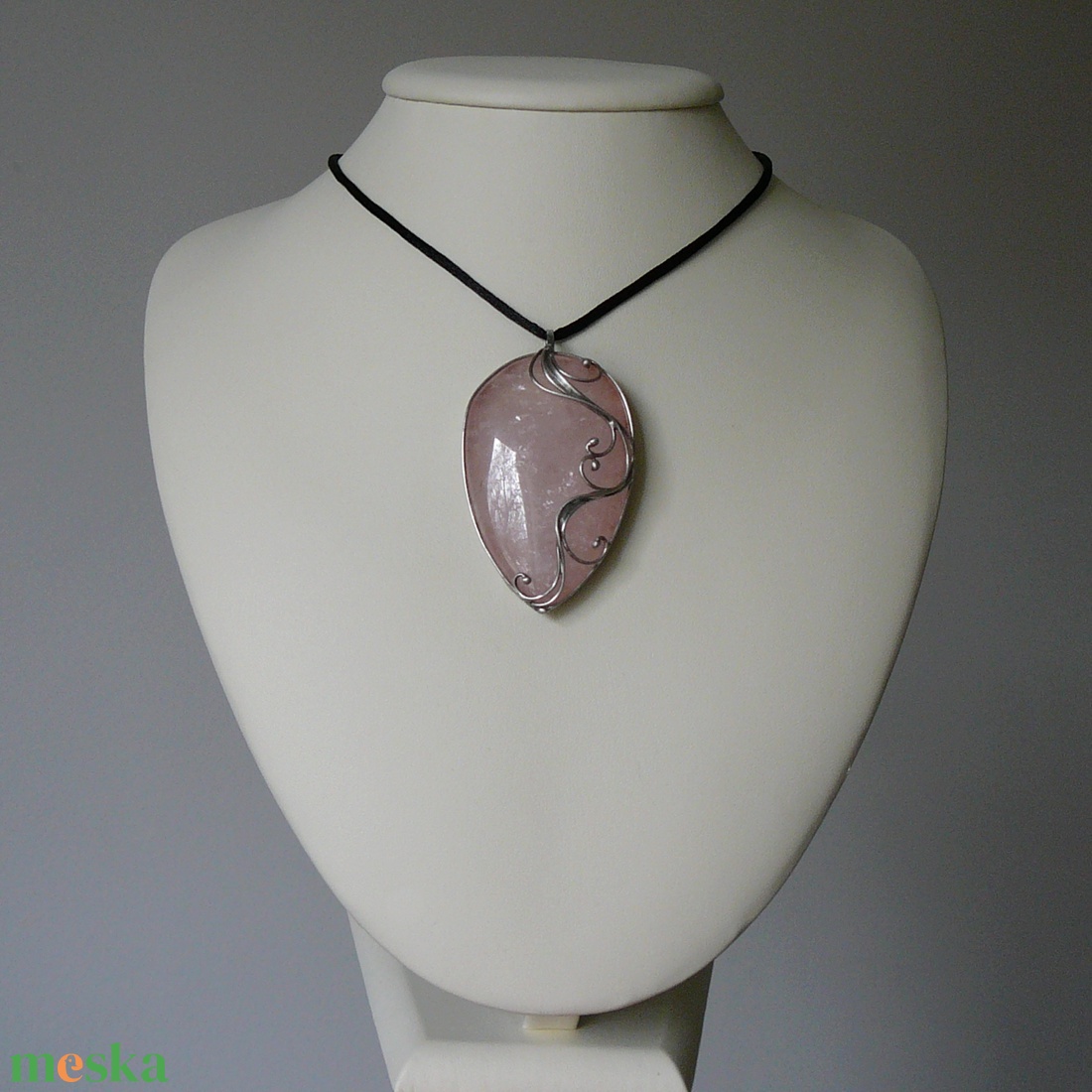 Rózsakvarc csepp medál - ékszer - nyaklánc - medálos nyaklánc - Meska.hu